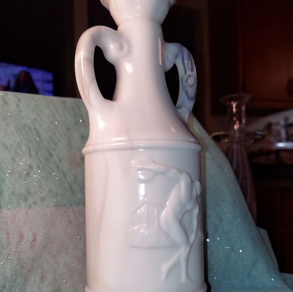 Vintage JIM BEAM Decanter Bottle W/Lid White /gray slag glass Discus Thrower - Picture 7 of 14